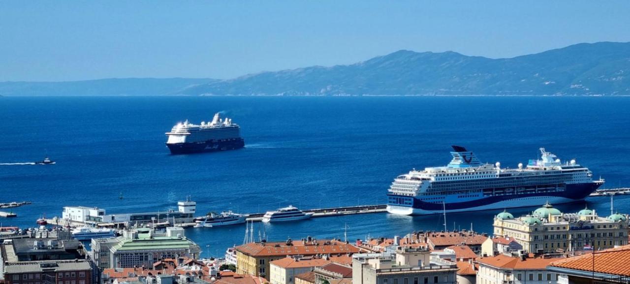 Apartment Lori - Beautiful View Rijeka Exterior photo
